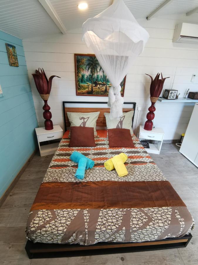 Bungalow La Perle - Jacuzzi - Piscine Saint-Francois  Extérieur photo